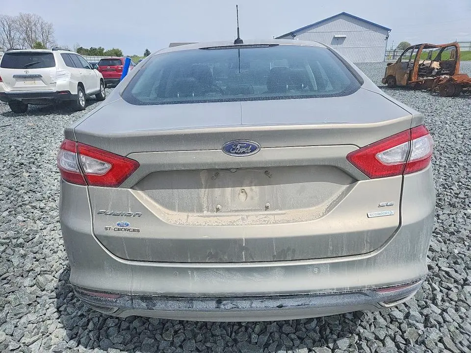 2015 FORD FUSION SE  