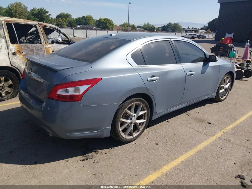 2010 NISSAN MAXIMA 3.5 SV