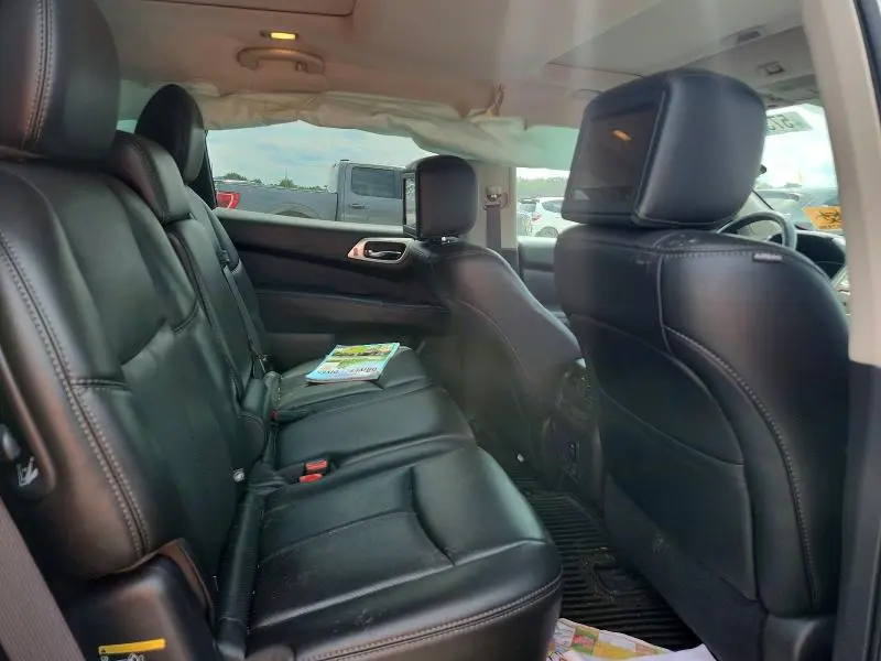 2017 NISSAN PATHFINDER PLATINUM  