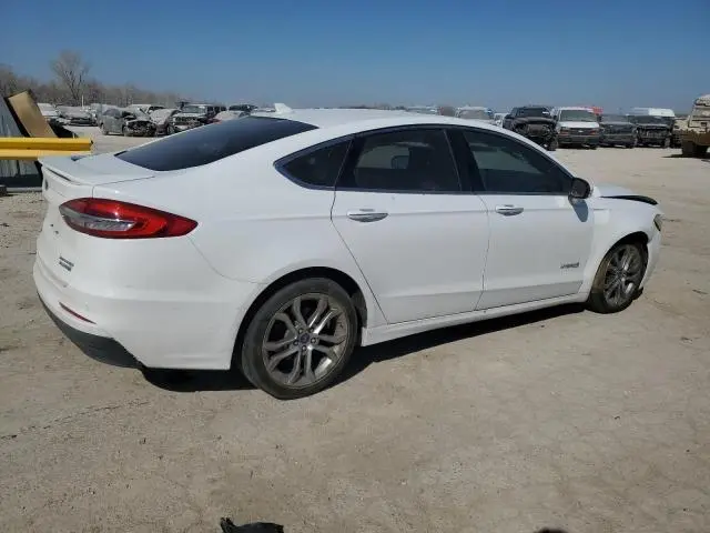 2019 FORD FUSION TITANIUM  