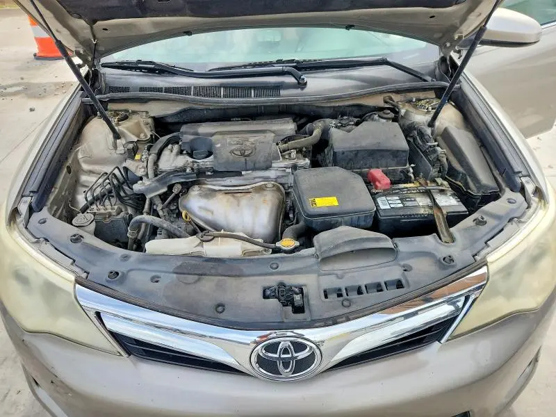 2013 TOYOTA CAMRY LE  