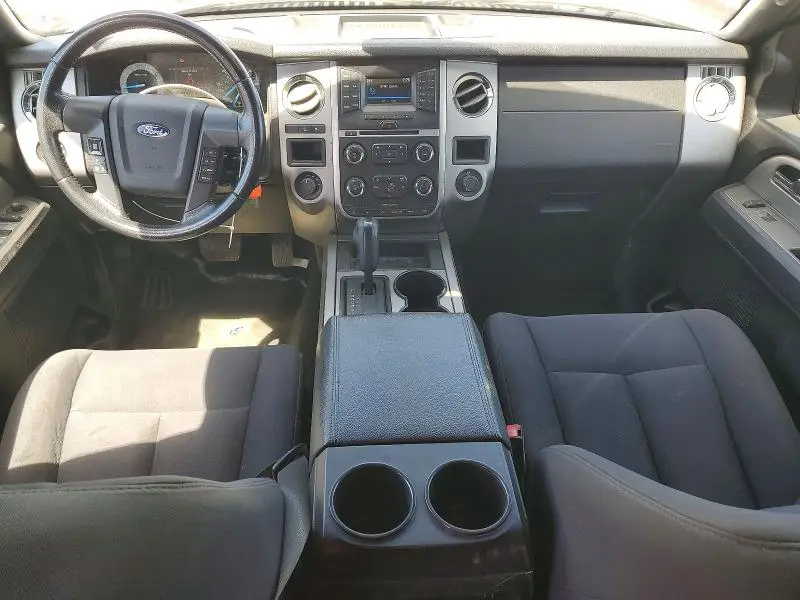 2017 FORD EXPEDITION EL XLT  