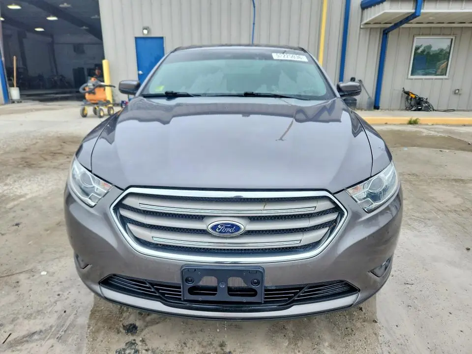 2014 FORD TAURUS SEL  