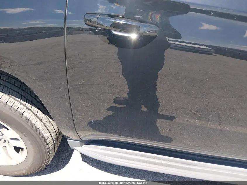 2018 CHEVROLET SUBURBAN LS