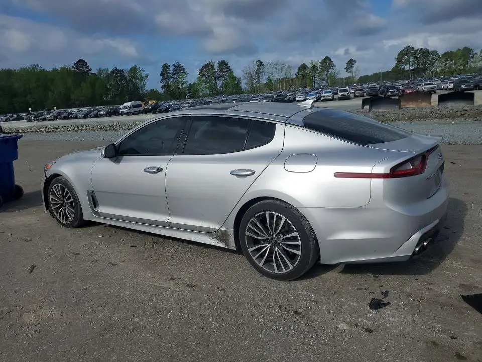 2018 KIA STINGER PREMIUM  