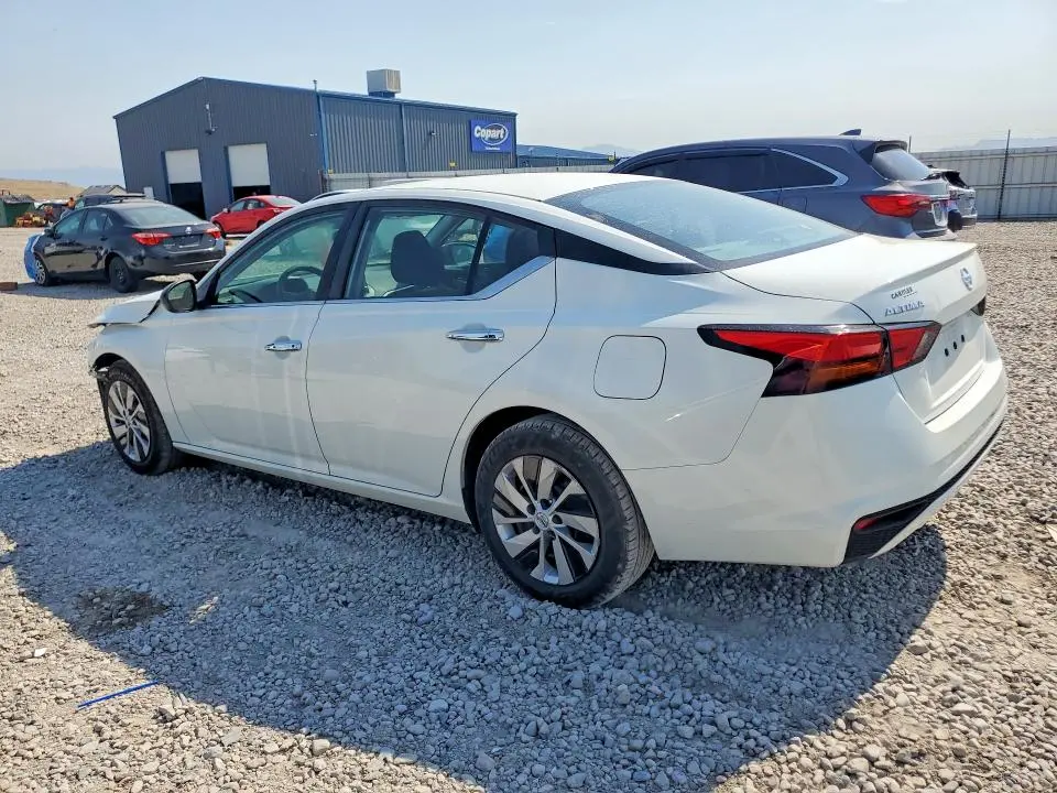 2022 NISSAN ALTIMA S  