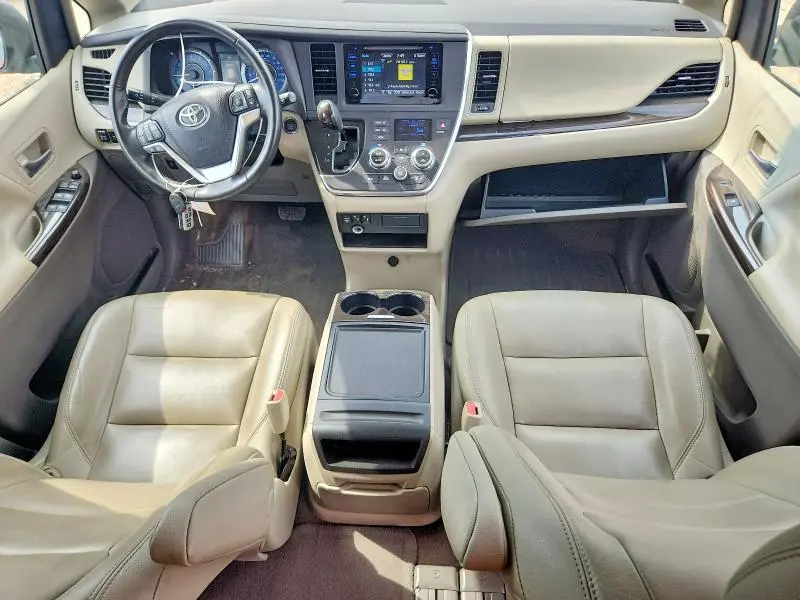 2015 TOYOTA SIENNA XLE 8-PASSENGER  