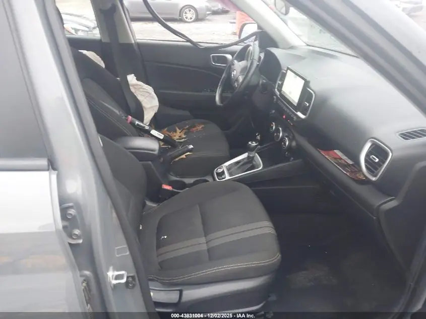 2021 HYUNDAI VENUE SEL