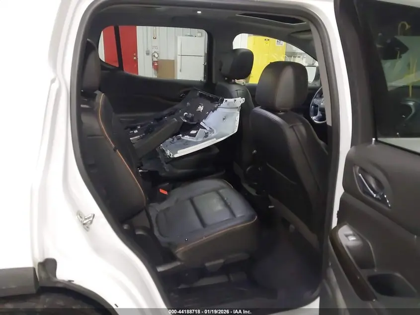 2020 GMC ACADIA AWD AT4