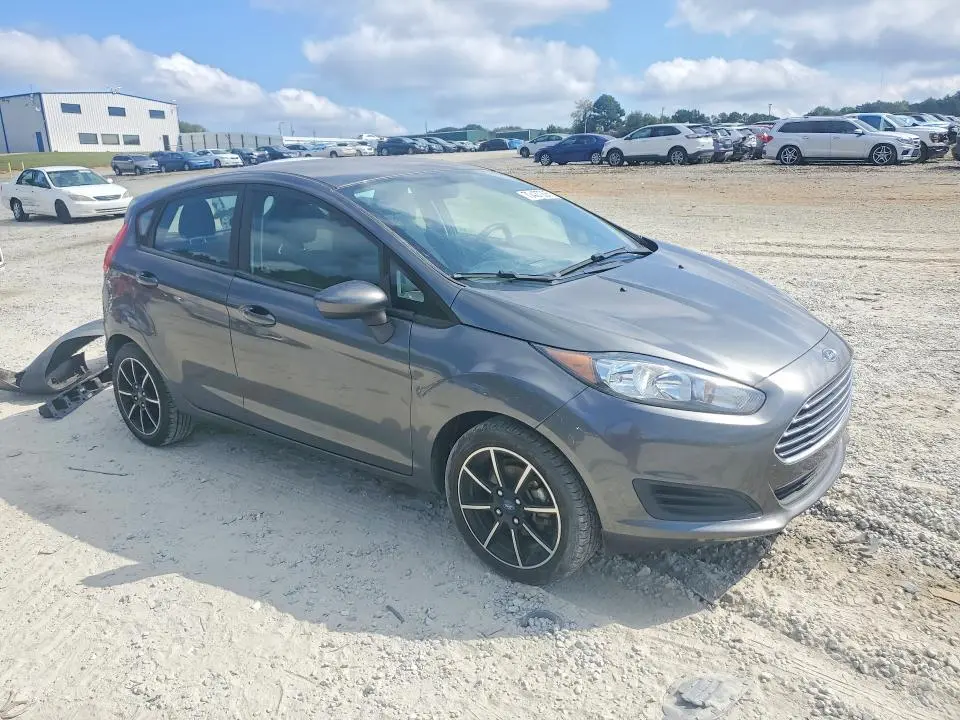 2019 FORD FIESTA SE  