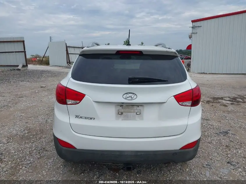 2014 HYUNDAI TUCSON SE