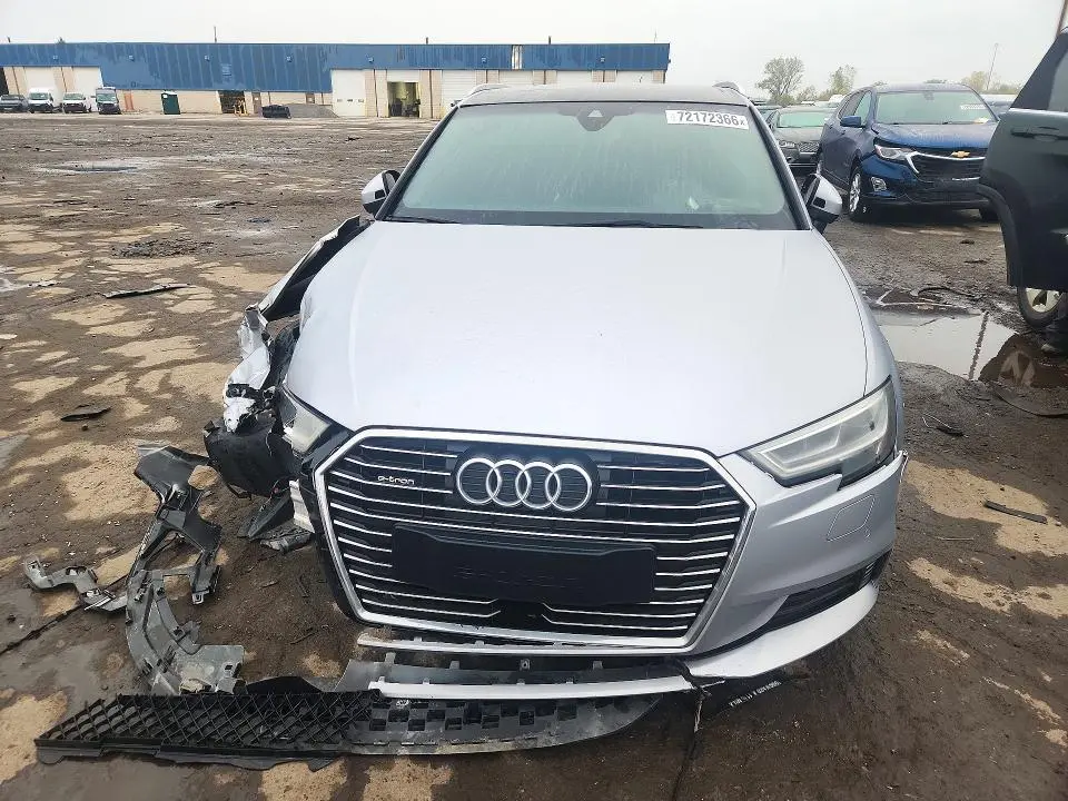 2017 AUDI A3 E-TRON PRESTIGE  