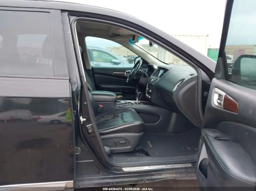 2013 NISSAN PATHFINDER SL