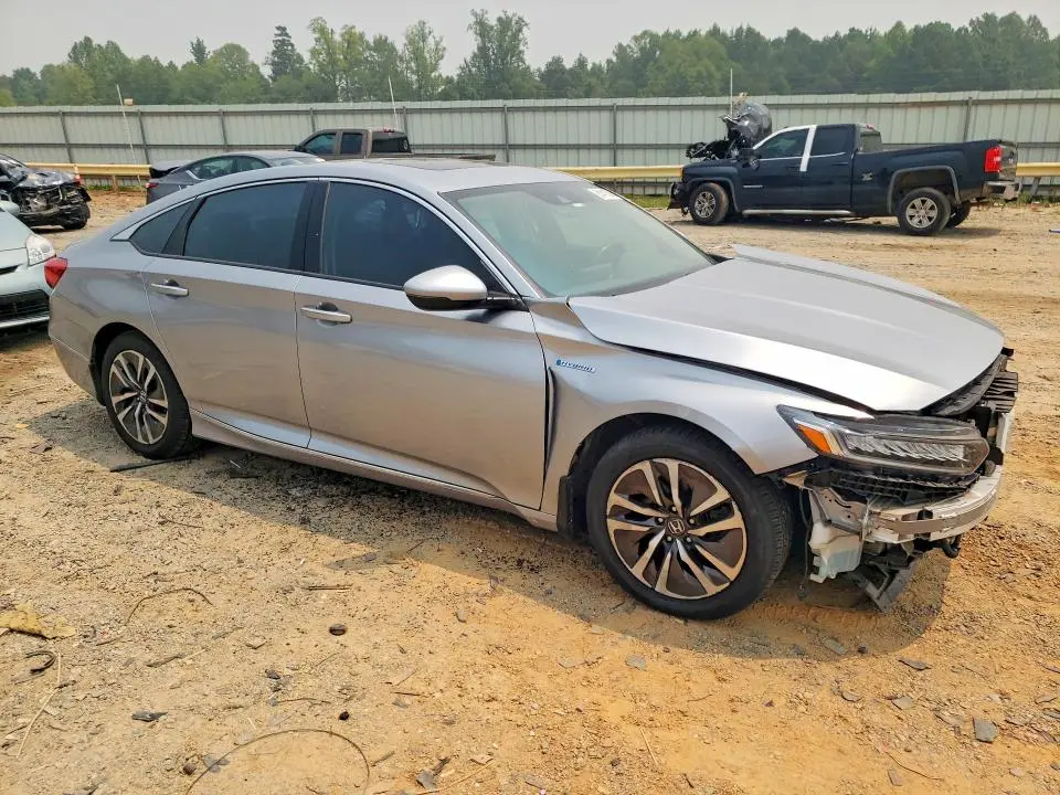 2019 HONDA ACCORD TOURING HYBRID  