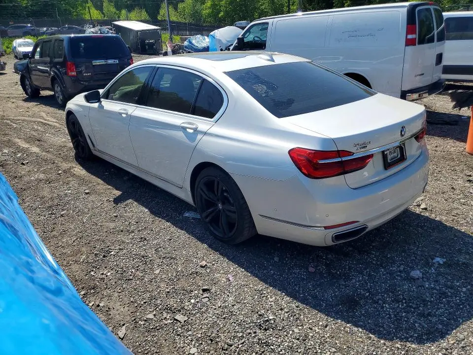 2016 BMW 750 XI  