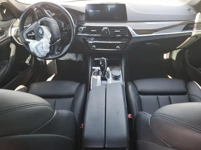 2019 BMW 530 I  