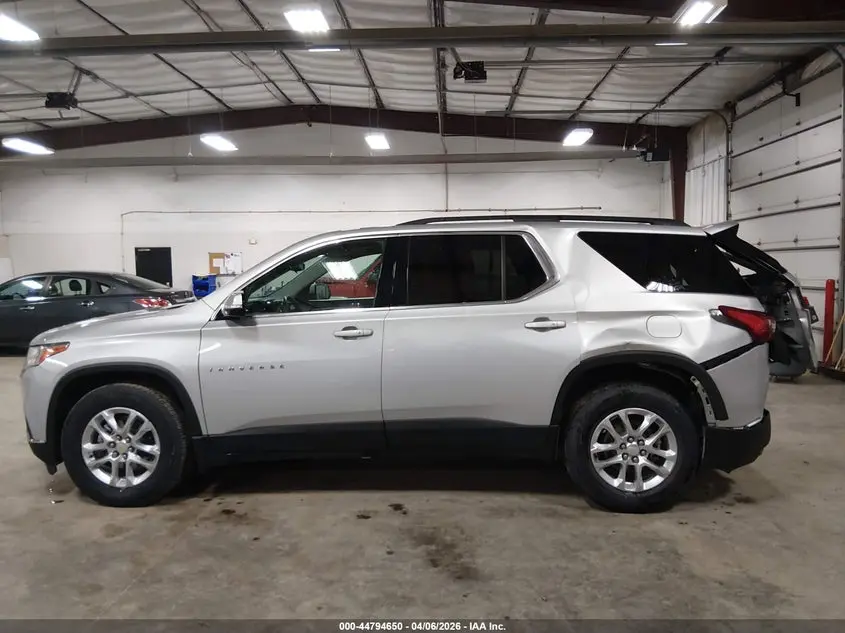 2020 CHEVROLET TRAVERSE AWD LT CLOTH
