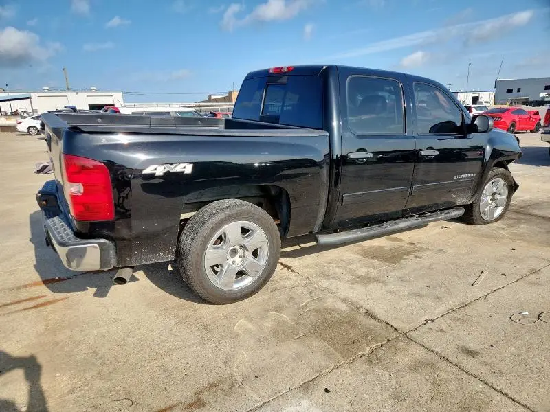 2011 CHEVROLET SILVERADO K1500 LT  