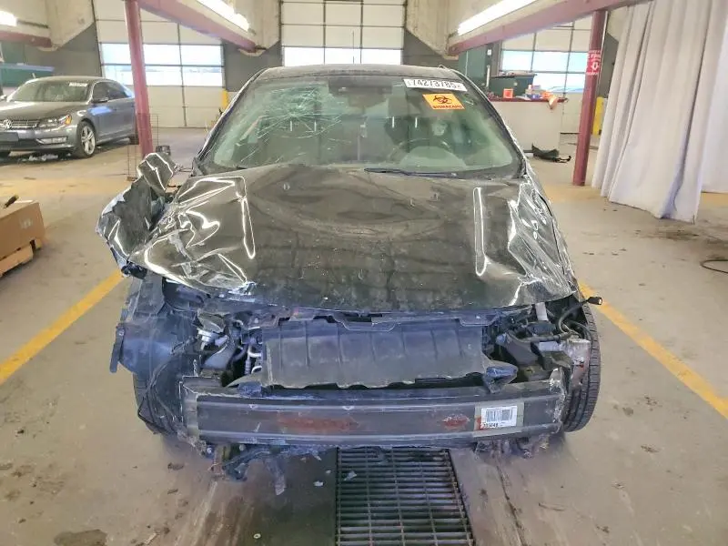 2017 CHEVROLET SONIC LT  