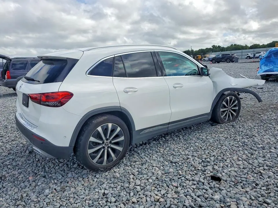 2021 MERCEDES-BENZ GLA 250  