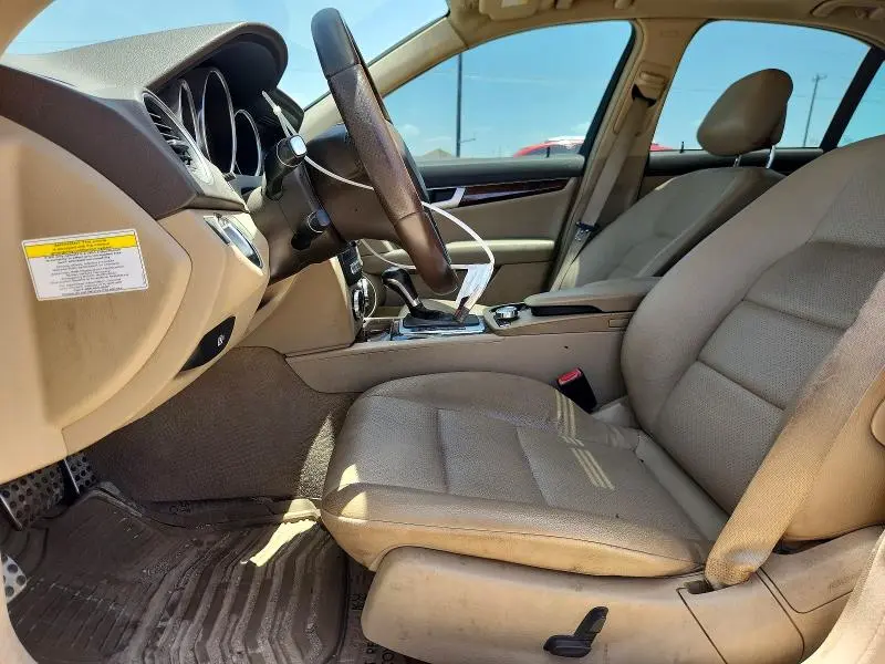 2013 MERCEDES-BENZ C 250  