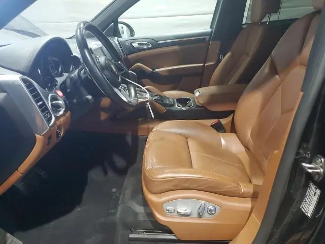 2018 PORSCHE CAYENNE