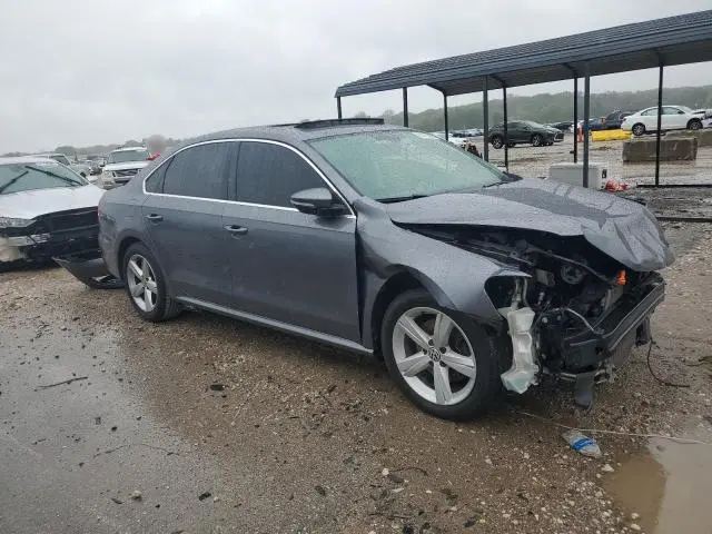 2012 VOLKSWAGEN PASSAT SE