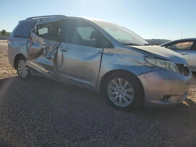 2012 TOYOTA SIENNA XLE