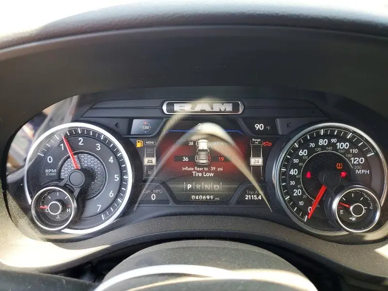 2023 RAM 1500 BIG HORN  