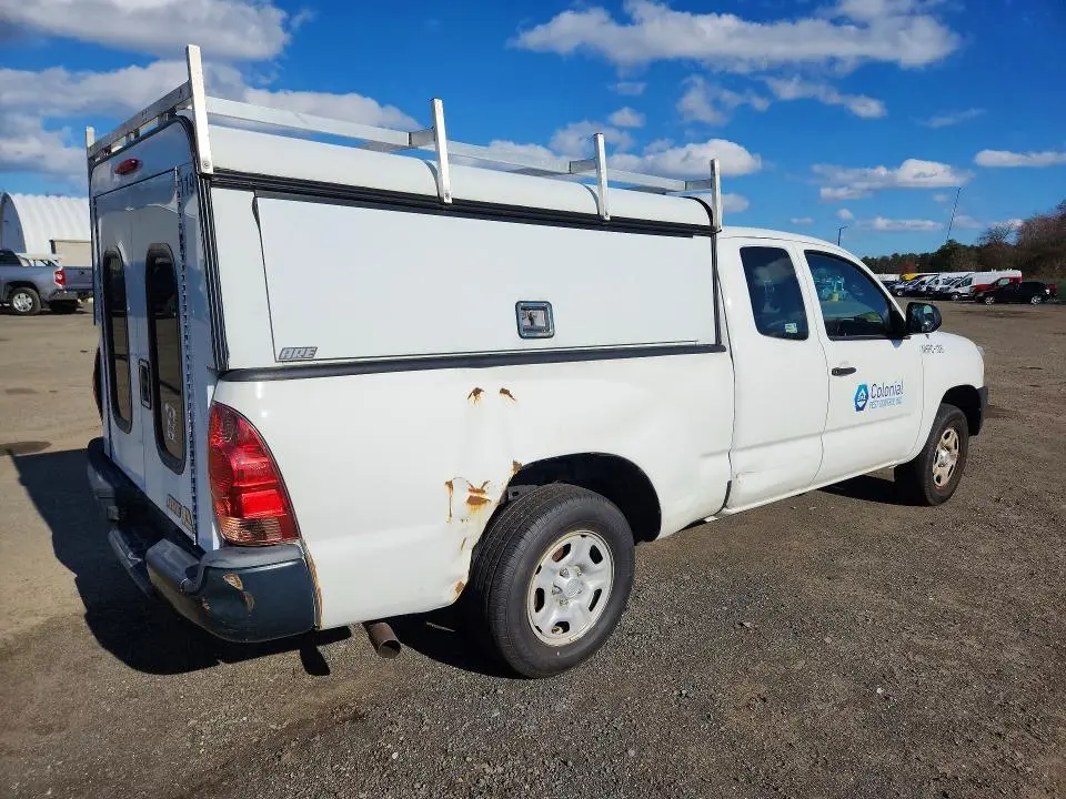 2015 TOYOTA TACOMA BASE  
