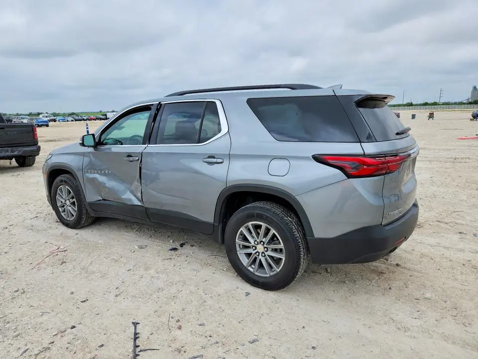 2023 CHEVROLET TRAVERSE LT  