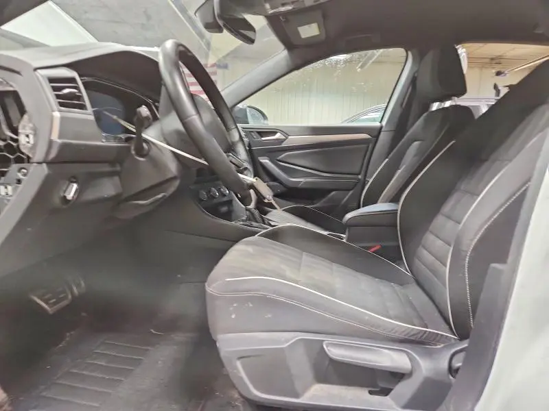 2024 VOLKSWAGEN JETTA SPORT  