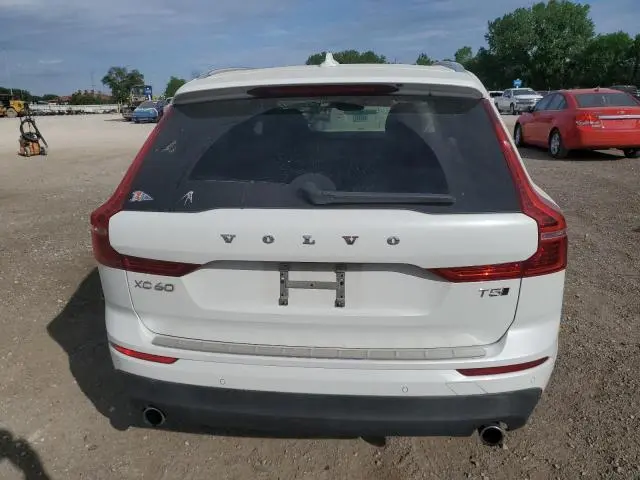 2019 VOLVO XC60 T5  