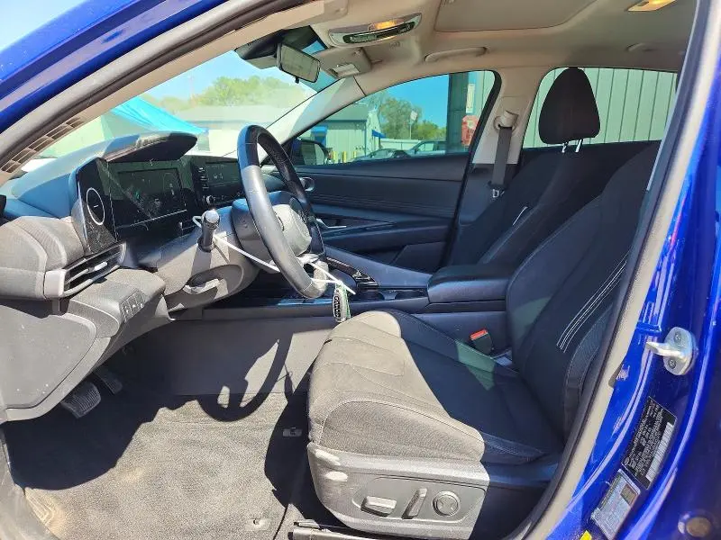 2021 HYUNDAI ELANTRA SEL  
