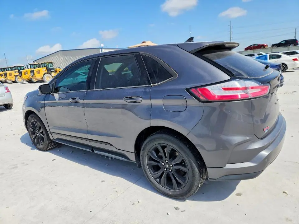2023 FORD EDGE SE  