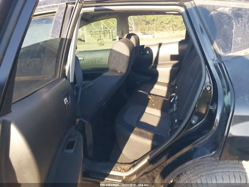 2013 NISSAN ROGUE SV