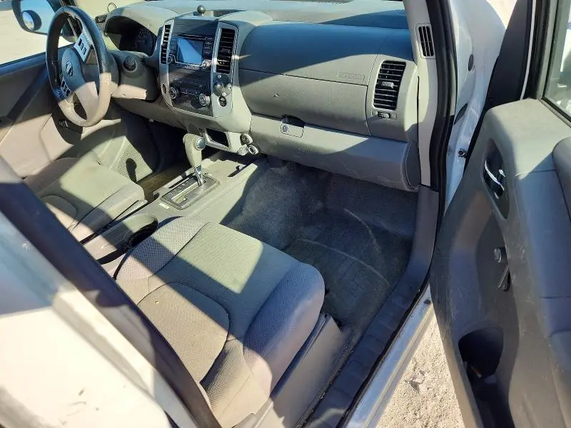 2018 NISSAN FRONTIER S  