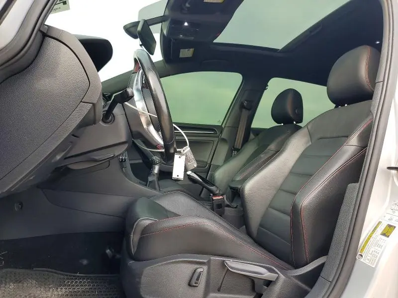 2016 VOLKSWAGEN GTI S/SE  