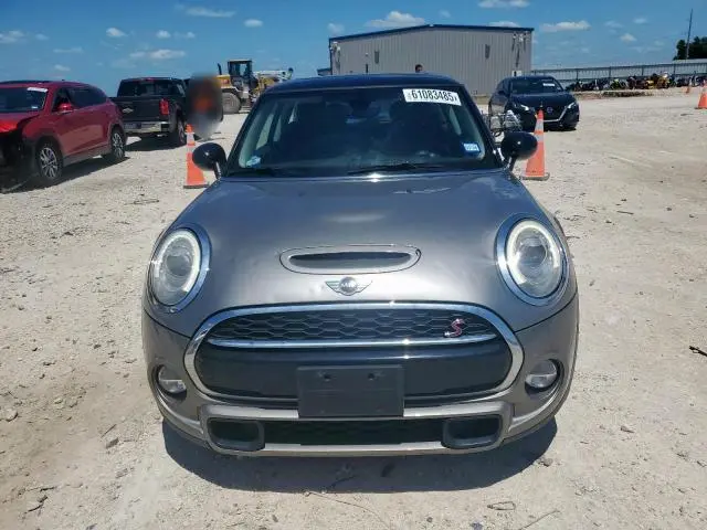 2017 MINI COOPER S  