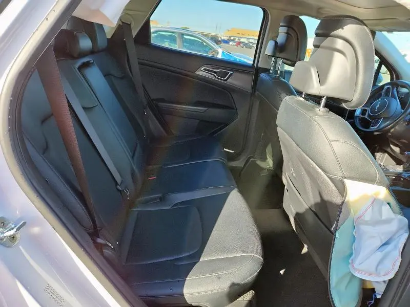 2023 KIA SPORTAGE SX  