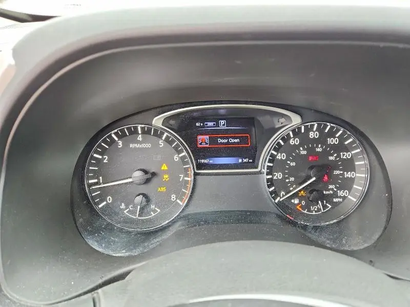 2018 NISSAN PATHFINDER SV  