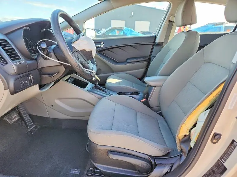 2015 KIA FORTE LX  
