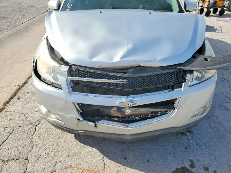 2012 CHEVROLET TRAVERSE LT  
