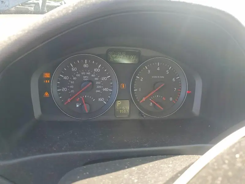2010 VOLVO S40 2.4I  