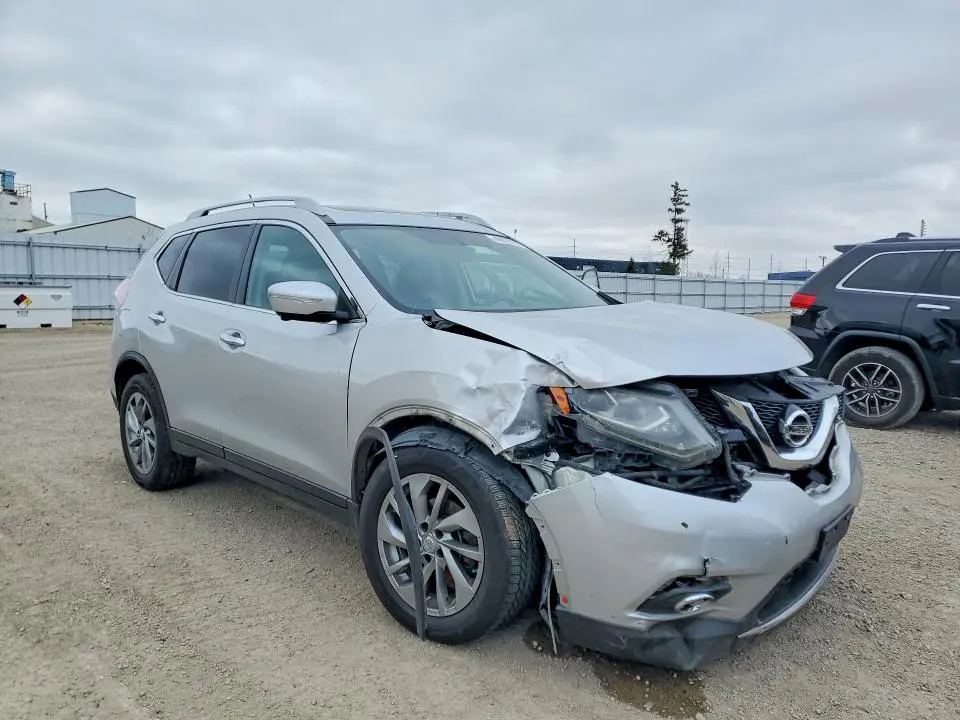 2015 NISSAN ROGUE   