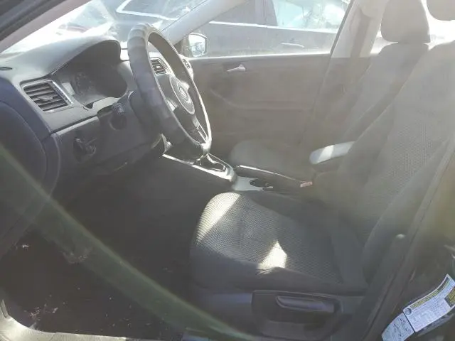 2013 VOLKSWAGEN JETTA BASE  