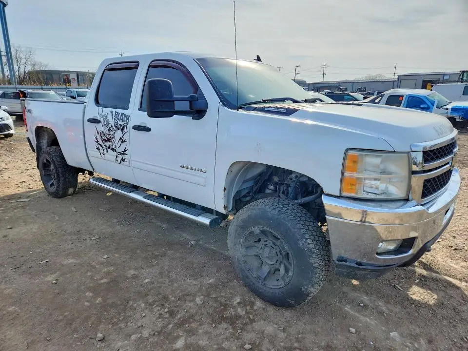 2011 CHEVROLET SILVERADO K2500 HEAVY DUTY LT  