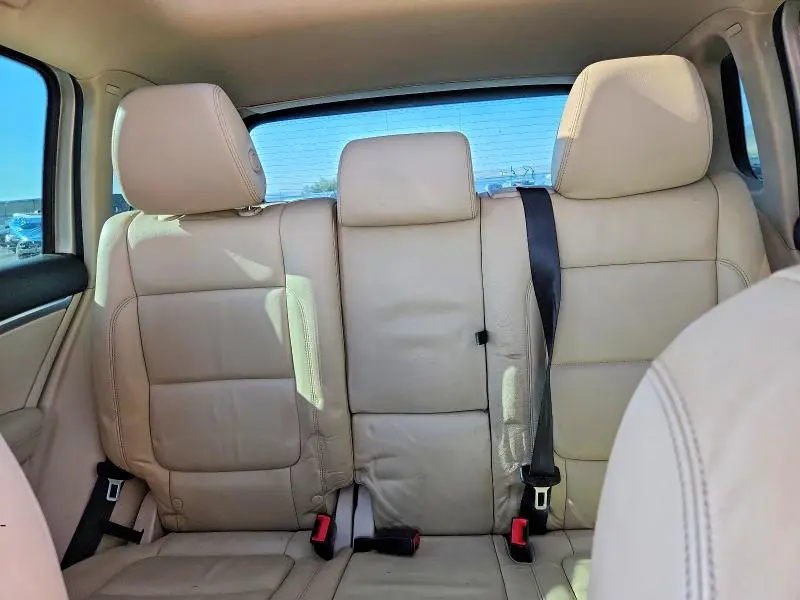 2013 VOLKSWAGEN TIGUAN S  