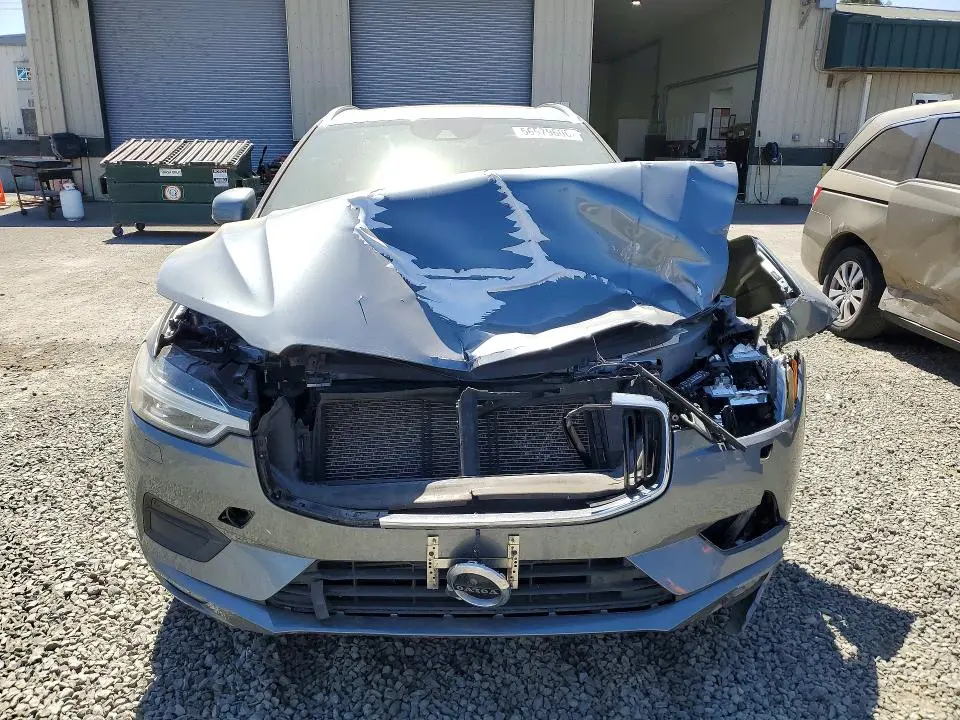 2018 VOLVO XC60 T5  