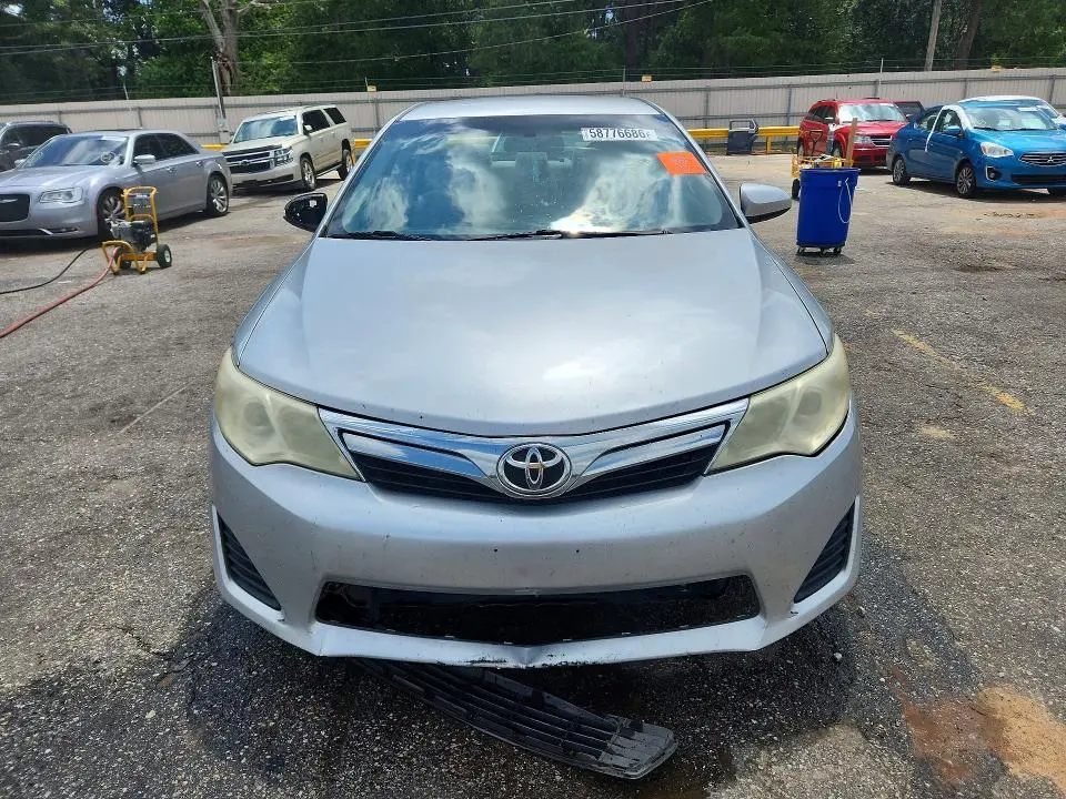2014 TOYOTA CAMRY LE  